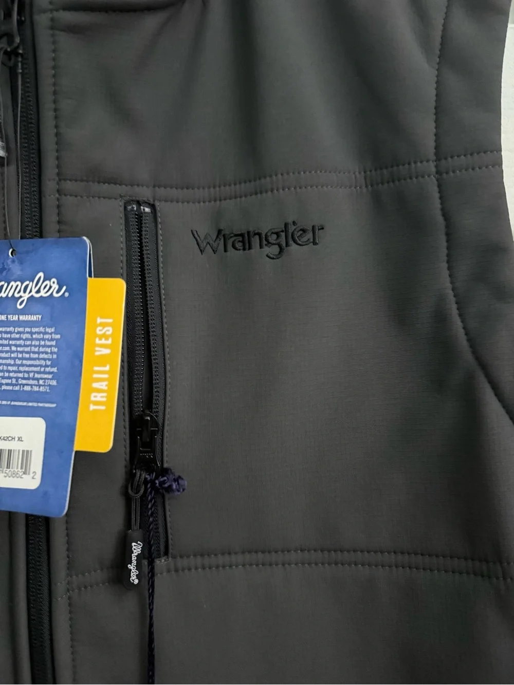 Wrangler Men’s Concealed Carry Trial Vest in Charcoal
